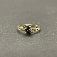 Ladies 9ct Yellow Gold Blue Gemstones and Diamonds Ring