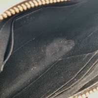 Gucci GG Supreme Black Coated Canvas Flat Messenger Bag with Adjustable Strap