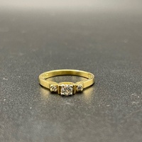 Ladies 18ct Yellow Gold Natural Diamond Ring