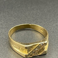 Mens 18ct Yellow Gold Natural Diamond Signet Ring