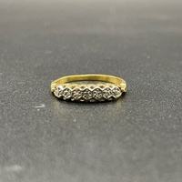 Ladies 18ct Yellow Gold Natural Diamond Ring