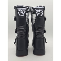 Fly Racing Maverik MX Riding Boots in Black and White Size Youth Size 3
