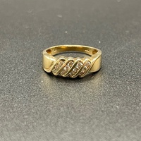 Ladies 10ct Yellow Gold Natural Diamond Ring