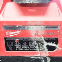 Milwaukee 18V 150W Battery and Electric Power LED Light with Tripod Stand