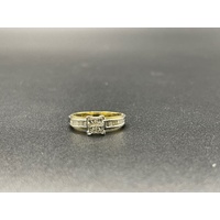 Ladies 18ct Yellow Gold Natural Diamond Cluster Ring