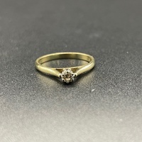 Ladies 9ct Yellow Gold Diamond Ring