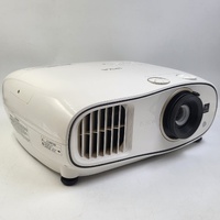 Epson EH-TW6700W Full HD 3D Home Theatre Projector 671 Lamp Hours