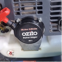 Ozito PED-3005 25.4cc 1HP 2 Stroke Lawn Edger 225mm Blade