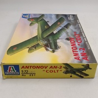 Italeri Antonov AN-2 "Colt" 1:72 Scale Aircraft Model Kit New