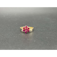 Ladies 14ct Yellow Gold Pink Gemstone Flower Ring