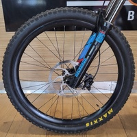 Giant Glory 8.0 Maestro 2014 Downhill Mountain Bike Full Suspension Used MTB