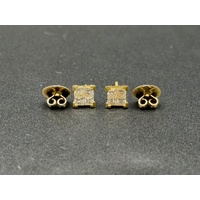 Ladies 18ct Yellow Gold Diamond Cluster Stud Earrings