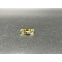 Ladies 18ct Yellow Gold Diamond Band Ring