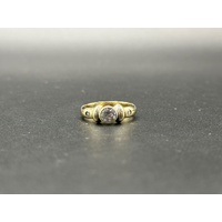 Ladies 9ct Yellow Gold Cubic Zirconia Ring