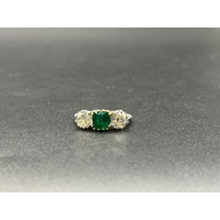 Ladies 18ct White Gold Green Gemstone & Diamond Ring