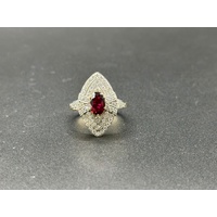 Ladies 18ct Yellow Gold Ruby & Diamond Ring