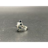 Ladies 18ct White Gold Blue Sapphire & Diamond Ring