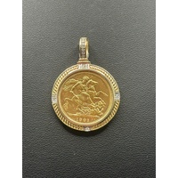 Ladies 22ct Yellow Gold 1901 Victoria Sovereign Coin Diamond Pendant