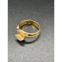 Ladies 18ct Yellow Gold Marquise Cut Diamond Ring (Pre-Owned)