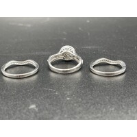 Ladies Solid 14ct White Gold Diamond Fine Jewellery Ring Set 4.7 Grams Size UK O