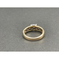 Ladies 9ct Yellow Gold Ring (Pre-Owned)