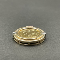 Unisex 22ct Yellow Gold Half Sovereign Pendant