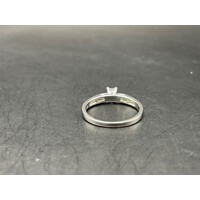 Ladies 18ct White Gold Diamond Engagement Ring