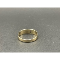 Mens 9ct Yellow Gold Signet Diamond Ring