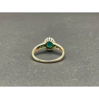 Ladies 9ct Yellow Gold Green Gemstones and Diamonds Ring
