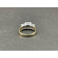 Ladies 10ct Yellow Gold Blue Sapphire and Diamonds Ring