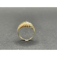 Ladies 9ct Yellow Gold Cross Over Pattern Ring