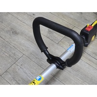 Honda UMS425U 4 Stroke Whipper Snipper