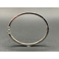 Ladies 925 Sterling Silver Oval Hinged Cubic Zirconia Bangle