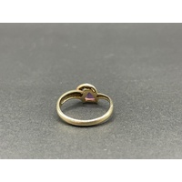 Ladies 9ct Yellow Gold Purple Gemstone and Diamonds Ring