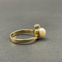 Ladies 18ct Yellow Gold White Pearl Diamond Ring
