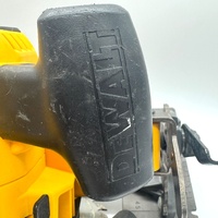 DeWalt DCS575 54V XR FlexVolt Cordless Circular Saw Brushless 67mm Cut
