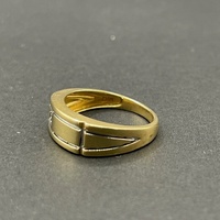 Mens 18ct Yellow Gold Signet Diamond Ring