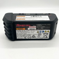Snap-On EEJP201MBKA-A 12V Lithium Compact Engine Starter USB Charger