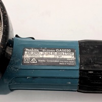 Makita GA5030 125mm 720W Corded Angle Grinder 230V 240V Power Tool