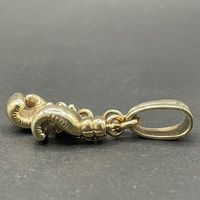 Mens 9ct Yellow Gold Boxing Gloves Pendant