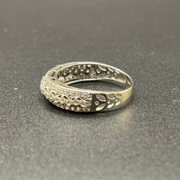 Ladies 18ct Yellow Gold Cubic Zirconia Cluster Ring