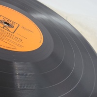 Liberace Greatest Hits Vinyl Record LP Classic Music Album Collectible