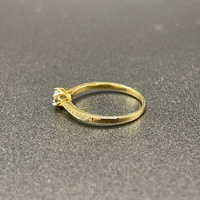 Ladies 18ct Yellow Gold Natural Diamond Ring