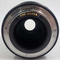 Canon EF 100mm f/2.8L Macro IS USM Lens with Soft Case