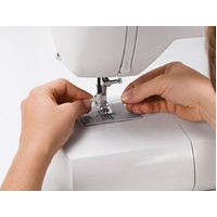 Singer Brilliance 6160 Computerized Sewing Machine with 60 Stitches