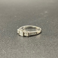 Ladies 18ct White Gold Natural Diamond Engagement Ring