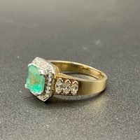 Unisex 9ct Yellow Gold Aqua Gemstone and Diamond Ring