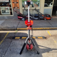 Milwaukee 18V 150W Battery and Electric Power LED Light with Tripod Stand