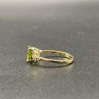 Ladies 10ct Yellow Gold Green Gemstone & Diamond Ring