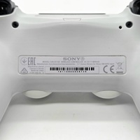 Sony PlayStation 4 DualShock 4 Wireless Controller White CUH-ZCT2E